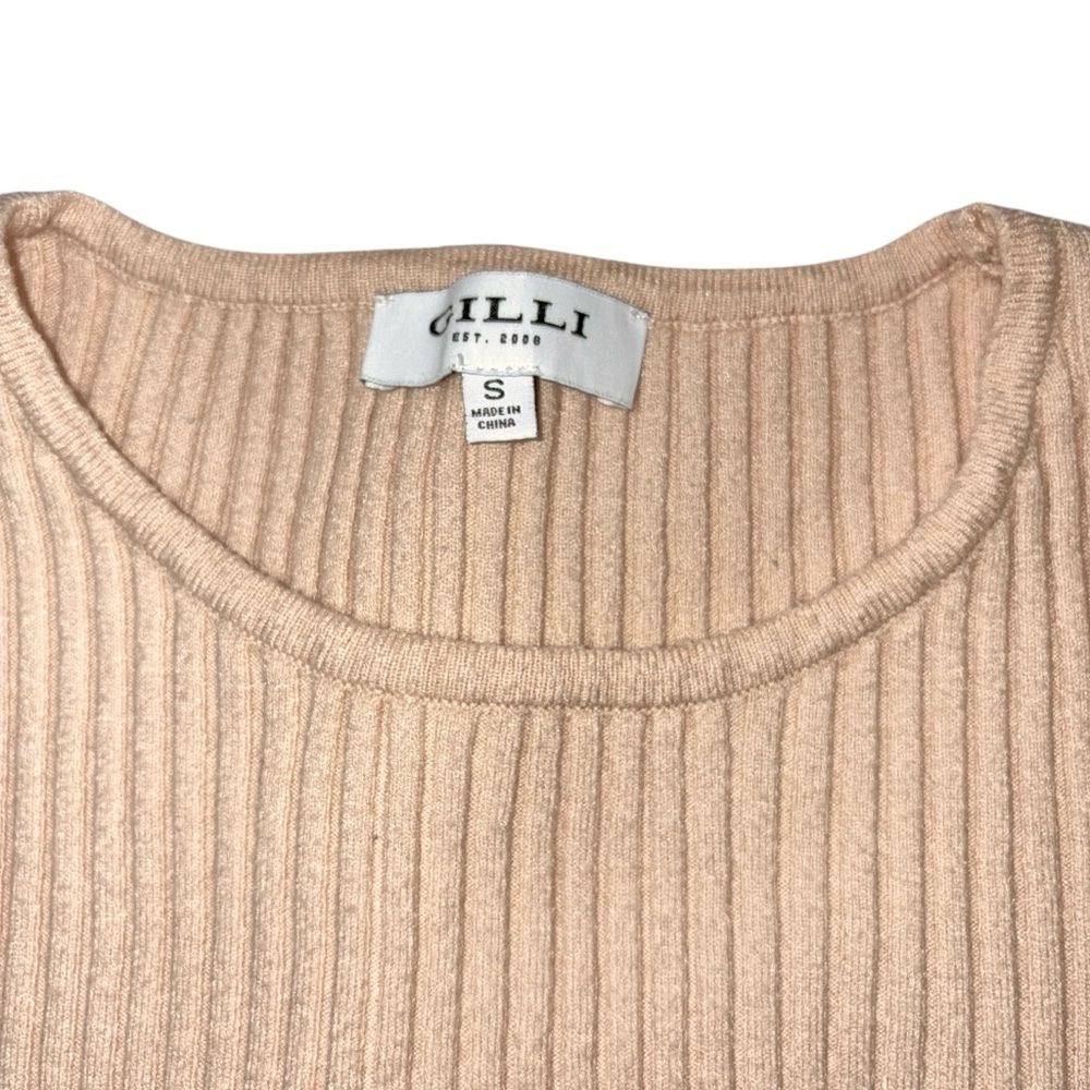 GILLI Ruffled Beige Ribbed Top size Small - Picture 9 of 10